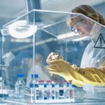 دانلود و خرید جزوه آموزش GMP در تولید داروهای پر خطر و هازارد