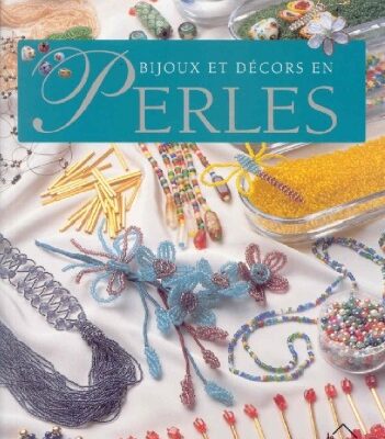 خرید و دانلود نسخه کامل کتاب Bijoux et décors en perles