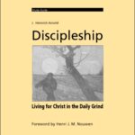 خرید و دانلود نسخه کامل کتاب Discipleship: Living for Christ in the Daily Grind Study Guide
