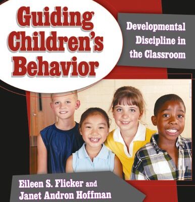 خرید و دانلود نسخه کامل کتاب Guiding Children’s Behavior: Developmental Discipline in the Classroom (Early Childhood Education Series (Teachers College Pr))