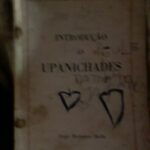 خرید و دانلود نسخه کامل کتاب Introdução às UPANICHADES