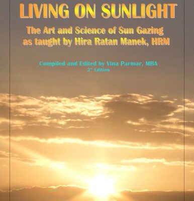 خرید و دانلود نسخه کامل کتاب Living on Sunlight (The Art and Science of Sun Gazing)
