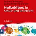 خرید و دانلود نسخه کامل کتاب Medienbildung in Schule und Unterricht: Grundlagen und Beispiele