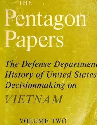 خرید و دانلود نسخه کامل کتاب The Pentagon Papers: the Defense Department History of United States Decisionmaking on Vietnam