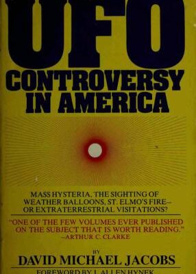 خرید و دانلود نسخه کامل کتاب The UFO Controversy In America