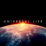 خرید و دانلود نسخه کامل کتاب Universal Life: An Inside Look Behind the Race to Discover Life Beyond Earth