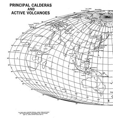 خرید و دانلود نسخه کامل کتاب Volcanic Landforms and Surface Features: A Photographic Atlas and Glossary