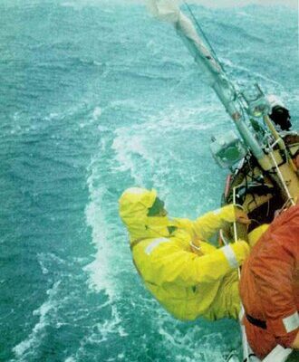 خرید و دانلود نسخه کامل کتاب Antartica Storm Rowing Sailing Boat Yacht Plan Plans