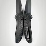 خرید و دانلود نسخه کامل کتاب BENCHMADE 2010 (Knife catalogue)