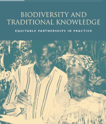 خرید و دانلود نسخه کامل کتاب Biodiversity and Traditional Knowledge: Equitable Partnerships in Practice (People and Plants Conservation Series)