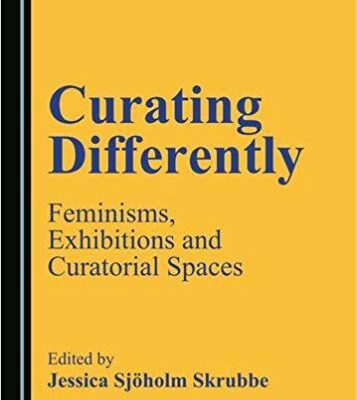 خرید و دانلود نسخه کامل کتاب Curating Differently
