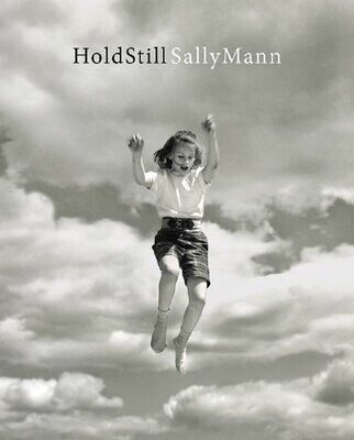 خرید و دانلود نسخه کامل کتاب Hold Still: A Memoir with Photographs