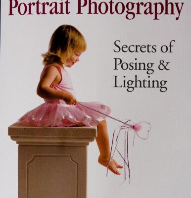 خرید و دانلود نسخه کامل کتاب Portrait Photography: Secrets of Posing & Lighting (A Lark Photography Book)