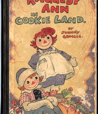 خرید و دانلود نسخه کامل کتاب Raggedy Ann in Cookie Land