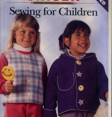 خرید و دانلود نسخه کامل کتاب Sewing for children. Singer. Шьем для детей