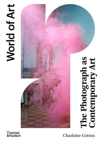 خرید و دانلود نسخه کامل کتاب The Photograph as Contemporary Art_68e03f691ab0b.jpeg خرید و دانلود نسخه کامل کتاب The Photograph as Contemporary Art