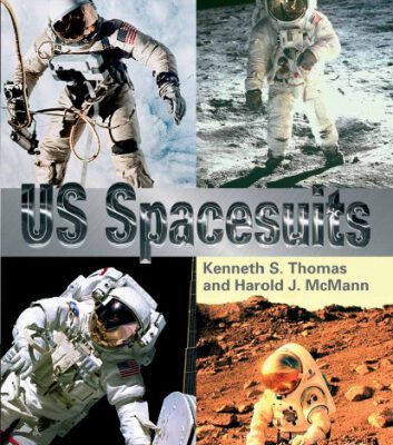 خرید و دانلود نسخه کامل کتاب US Spacesuits
