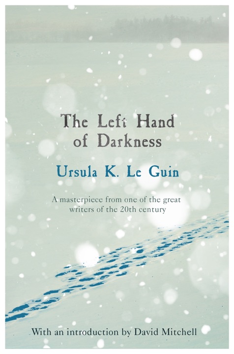 the-left-hand-of-darkness-by-ursula-k-le-guin_69ff8875eee19 خرید و دانلود نسخه کامل کتاب صوتی انگلیسی دست چپ تاریکی، اثر اورسولا کی. لو گویین (از مجموعهی چرخهی هانیش) The Left Hand of Darkness by Ursula K. Le Guin - تصویر 1